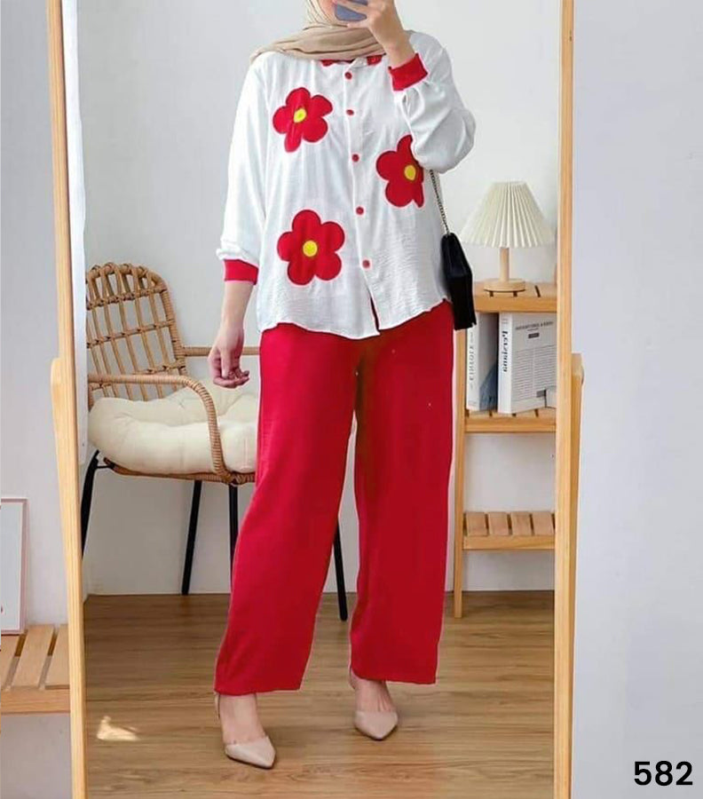 Flower Quarter Sleeved Set - 70% Off