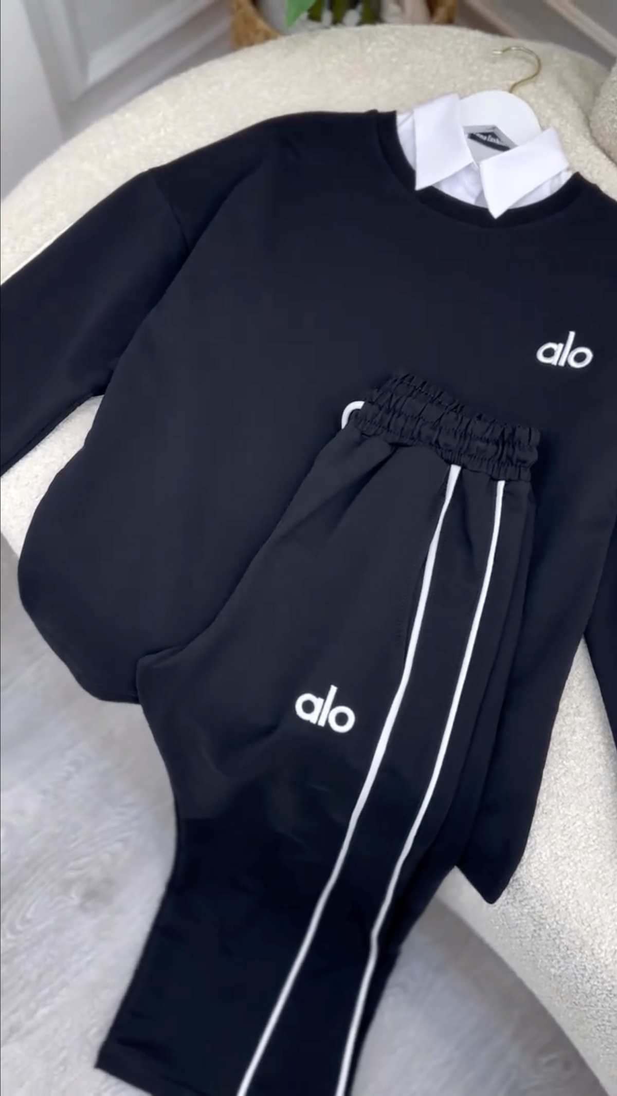 Women Alo Tracksuit