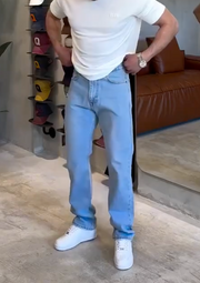 Men Straight Fit Jeans