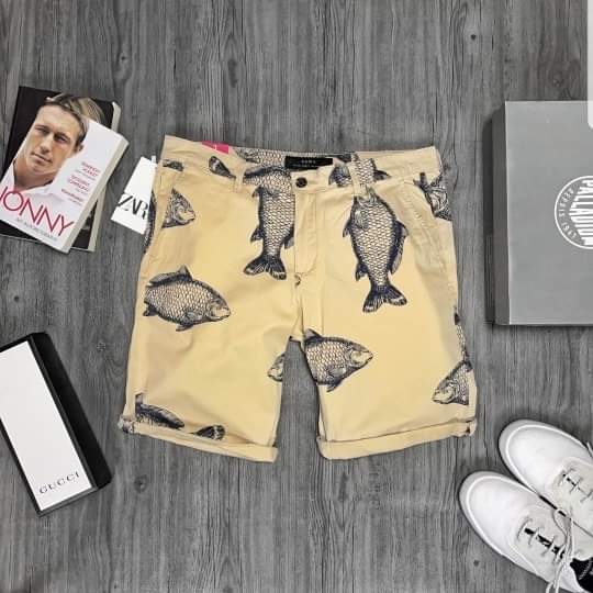 Chino Shorts - Off White Fish